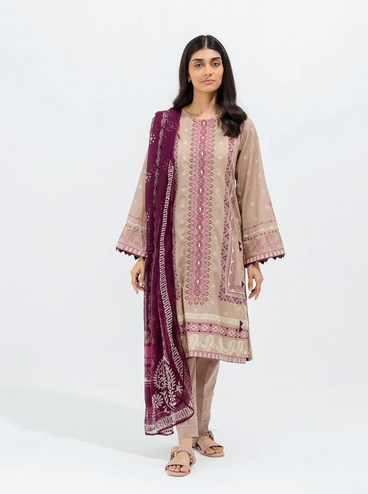 Classic Taupe-Embroidered-3P