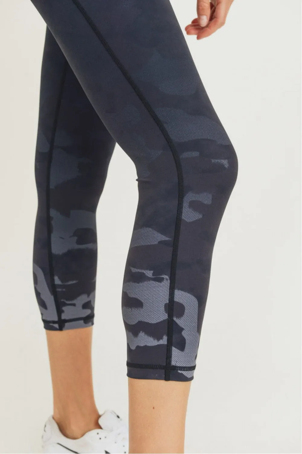 Mono B Camo Tip Ombre Print High Waisted Capri Leggings