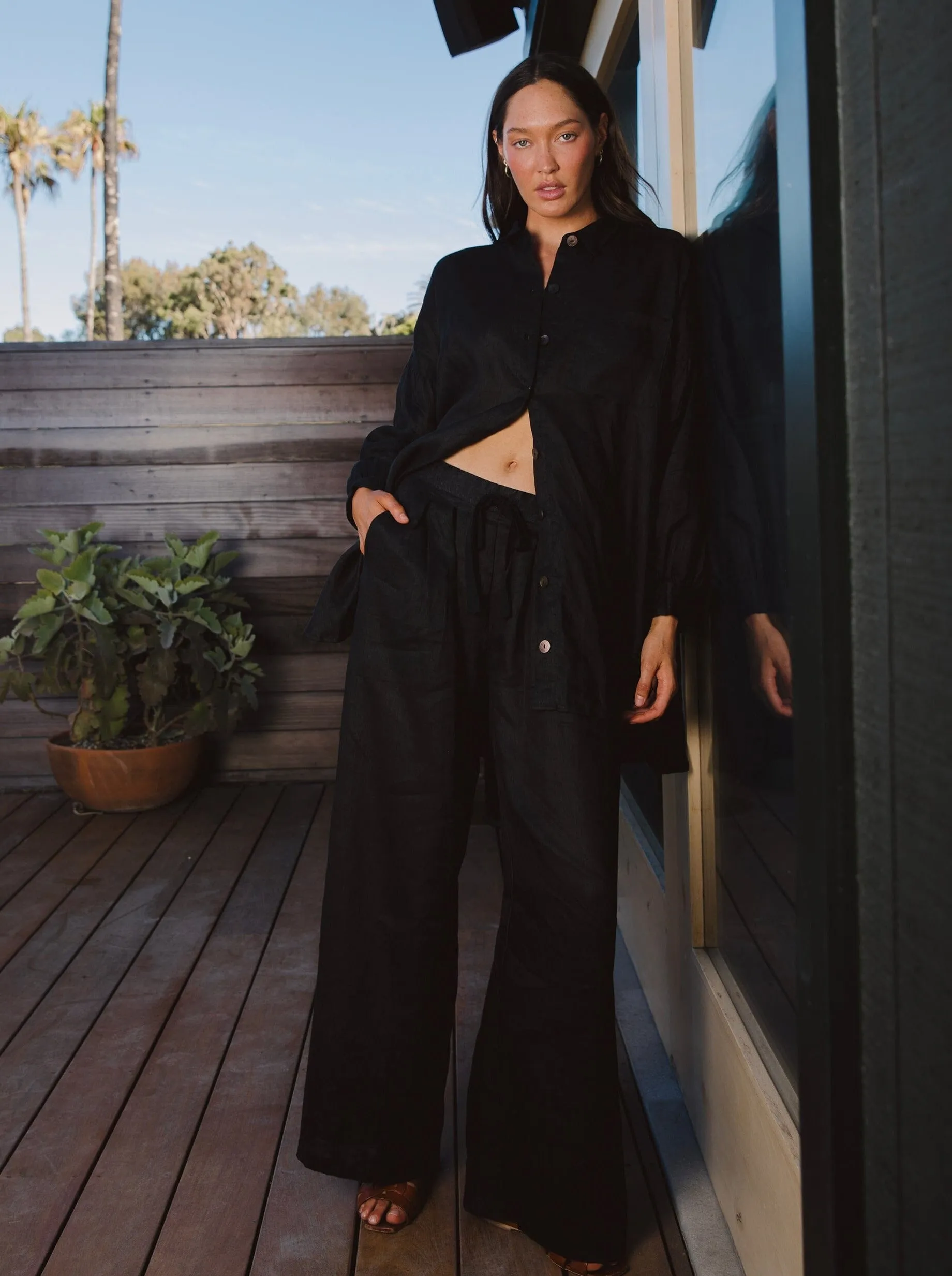 Nusa Button Up Top - Black
