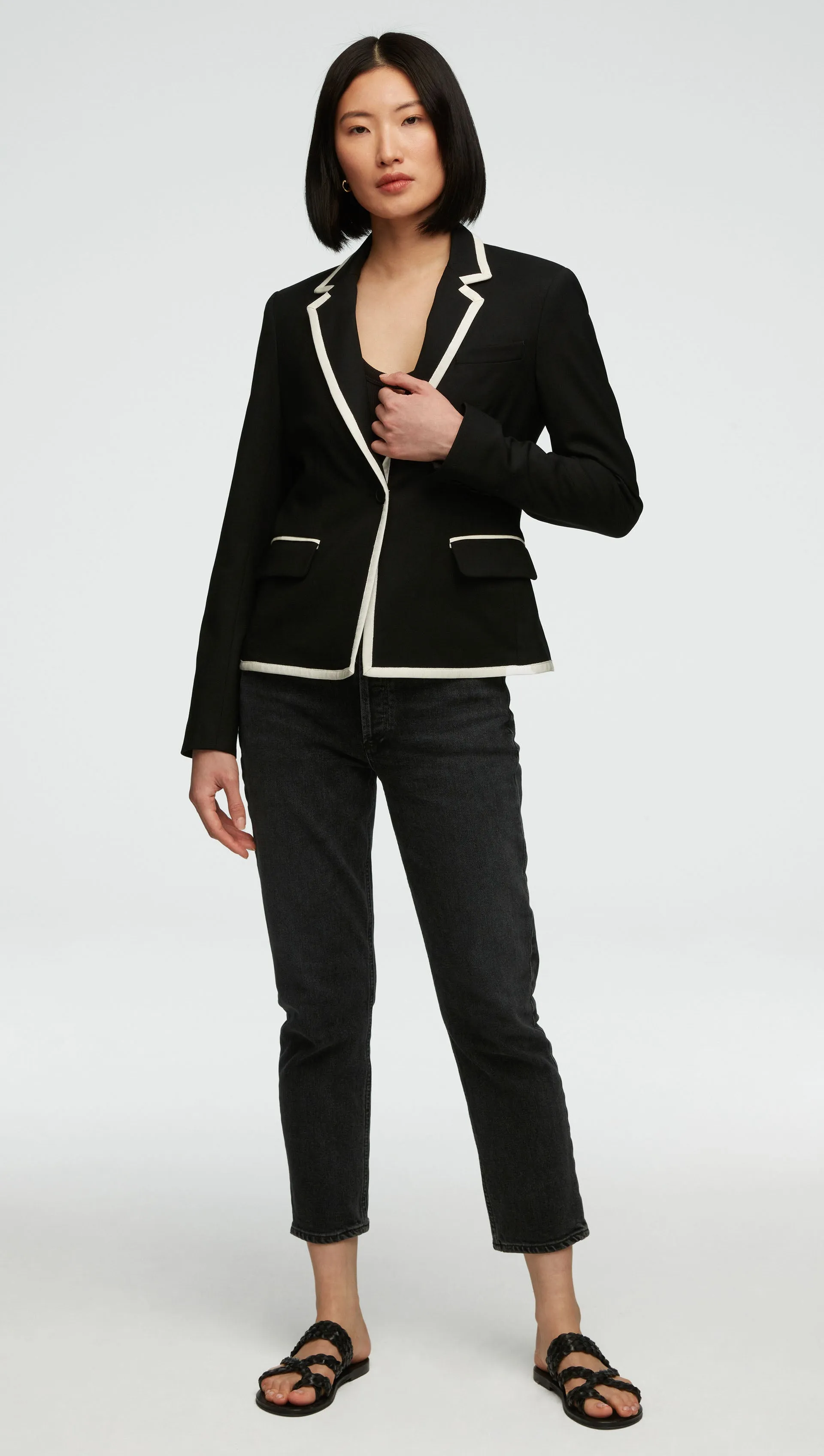 Piped Blazer in Seasonless Wool | Black/Ivory
