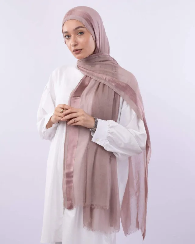 Soft Kuwaiti scarf