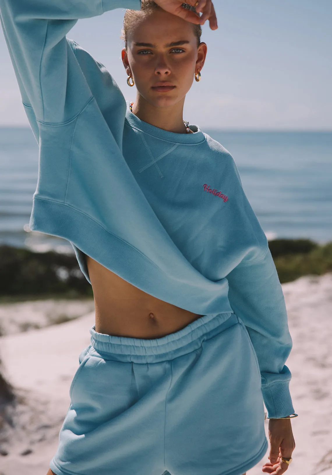 THE HOLIDAY FLEECE SHORT AQUA