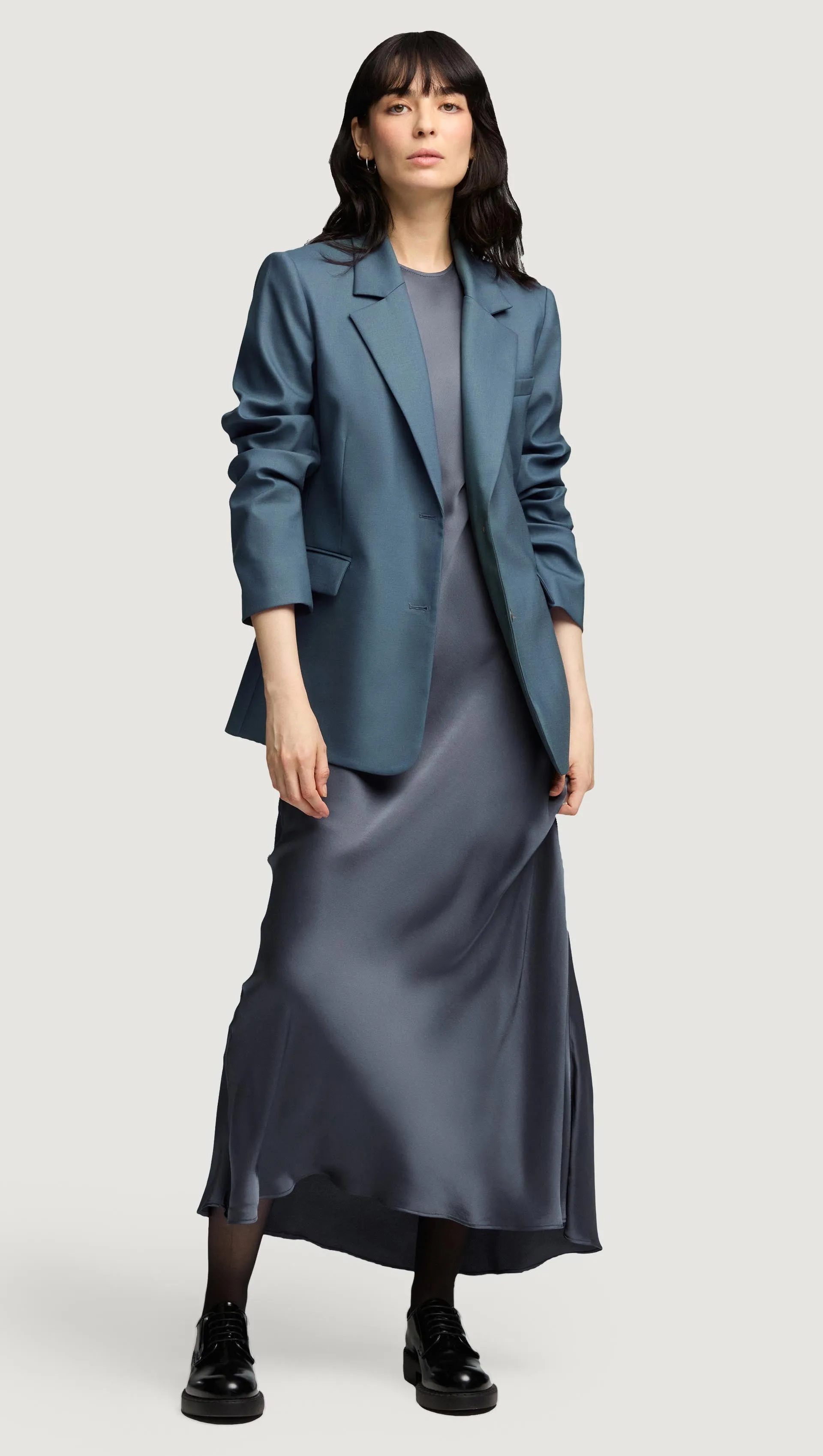 Two-Button Blazer in Seasonless Wool | Stone Blue